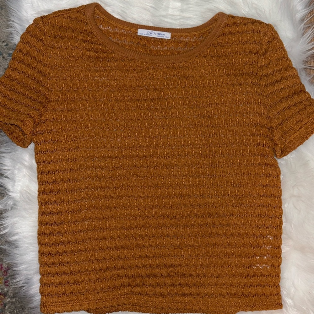 Zara top size small